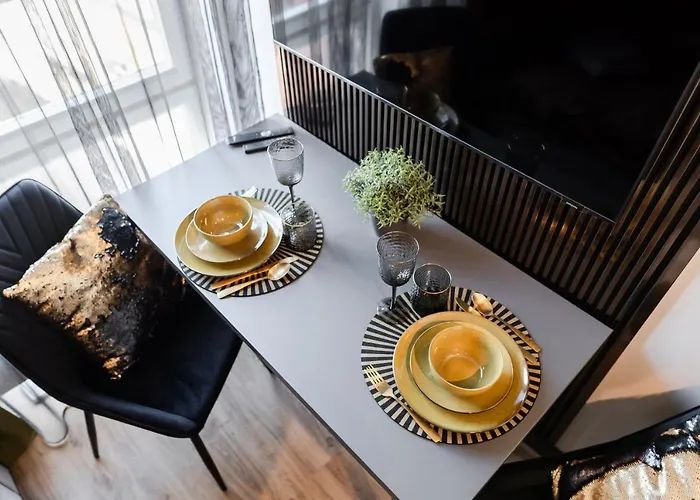 Dreamstay Avangard - Shared Roof Terrace, High Speed Wifi 200 Mbps & Gym * 塔林