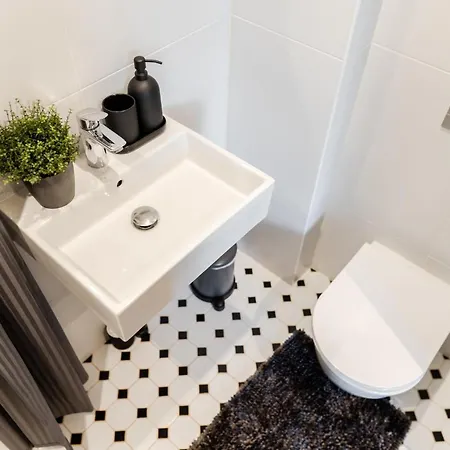 Dreamstay Avangard - Shared Roof Terrace, High Speed Wifi 200 Mbps & Gym Appartement Tallinn